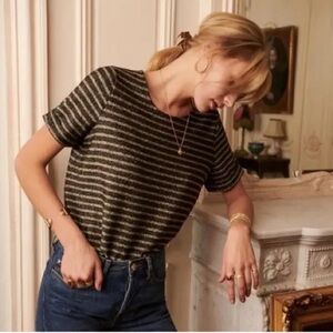 Sezane Cyprien T-shirt Top in Gold & Black - Medium